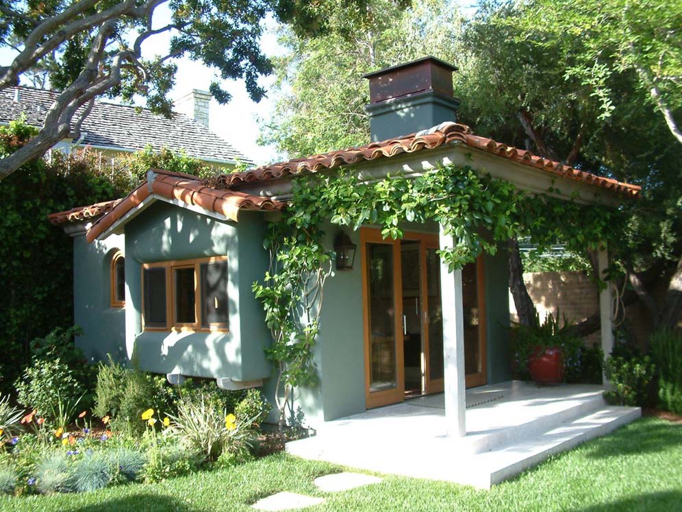 Cottage in the Midst of the Garden