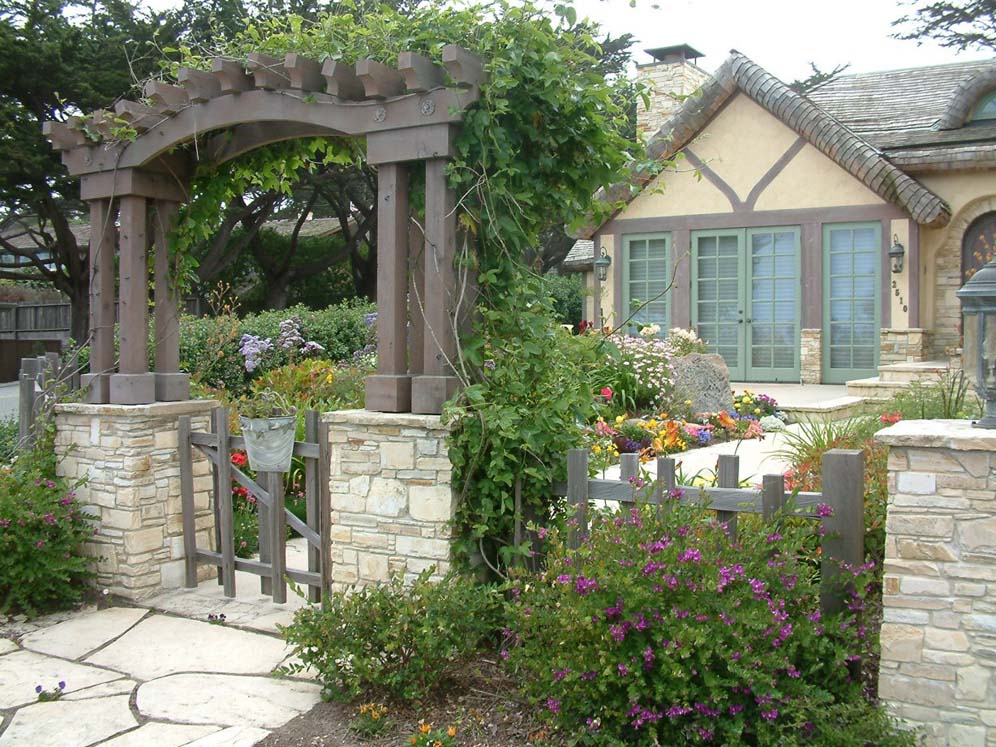 Gateway to Goldilocks' Cottage